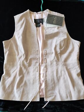 Real Suede Vest In Powder Pink